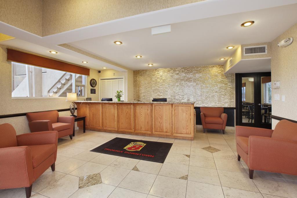 Super 8 By Wyndham Phoenix Downtown Interno foto